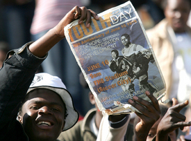 South Africans mark Soweto uprising