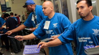 Southwest baggage handlers fight privatization