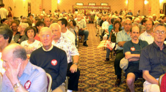 Town hall meeting calls on GOPs Kirk to oppose Iraq war