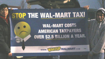 Clevelanders picket Wal-Mart