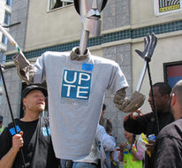 Campus workers end week-long strike