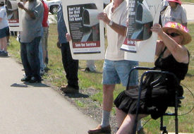 USPS cuts impede We Deliver promise