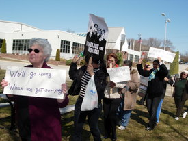 In tiny RI, jewelry workers fight mighty battle