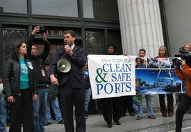 Oakland workers, neighbors give Port Board an earful