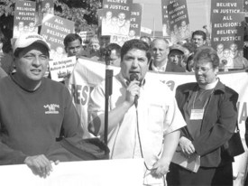 Interfaith solidarity boosts Pilsen workers