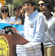 Fight to save Troy Davis grows