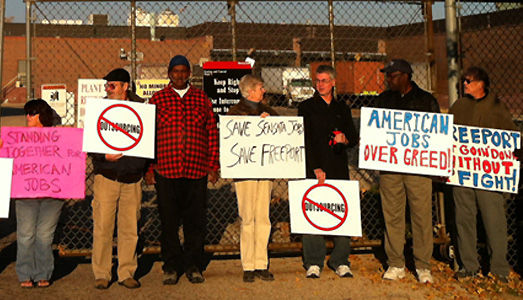 Outsourced Bain workers in standoff with trucks