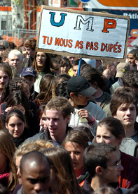 Victory! France scraps anti-labor law