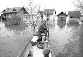 Earth Day sounds alarm on climate catastrophe