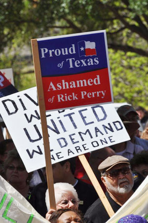 Texas legislature finally finishes, leaving trail of wreckage