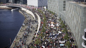 In Berlin 250,000 march against unfair trade