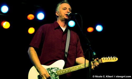 Billy Bragg inspires hope and change at farmworker fest