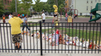 Lifting Chicago handgun ban is not justifiable, activists say