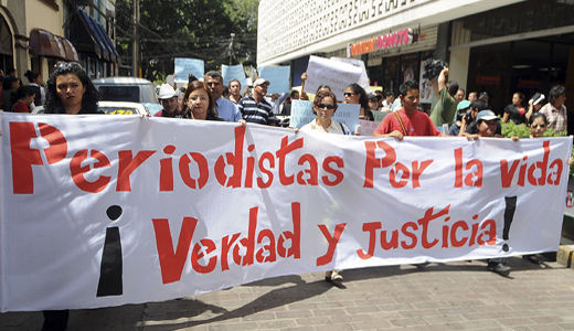 U.S. lawmakers call for halt to Honduras military aid