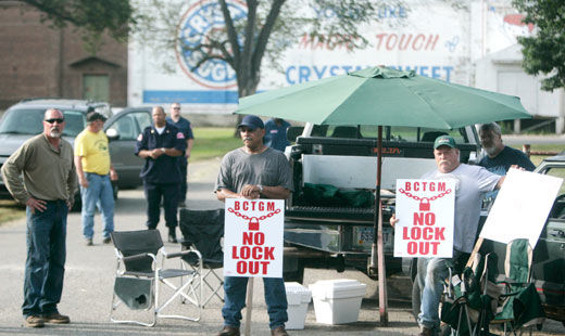 Trumka steps up support for locked out sugar workers