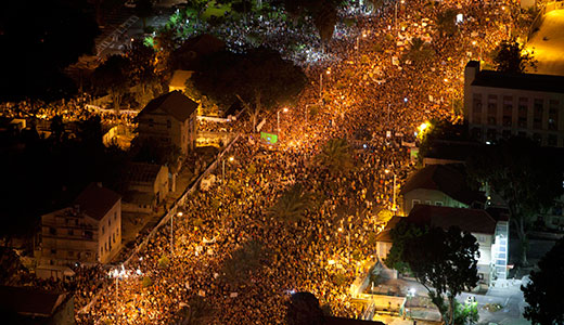 Massive protests shake up Israel