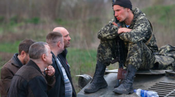 Tensions high in Ukraine in spite of agreement
