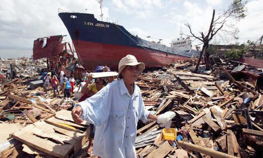 Typhoon ravages Philippines