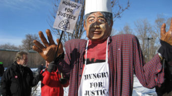 Restaurant workers take fight to the courts