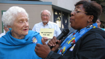 Retirement home residents rally for workers