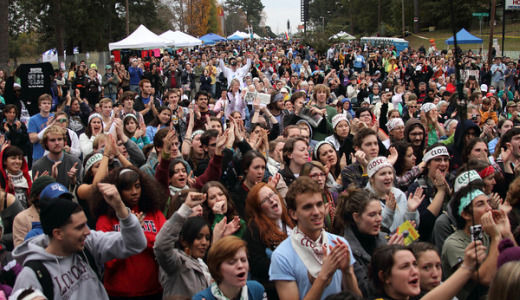 Thousands protest at School of the Americas