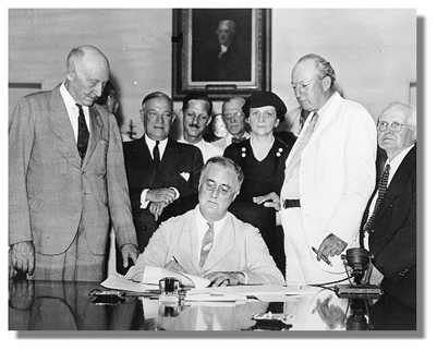 Today in labor history: Roosevelt signs Social Security Act
