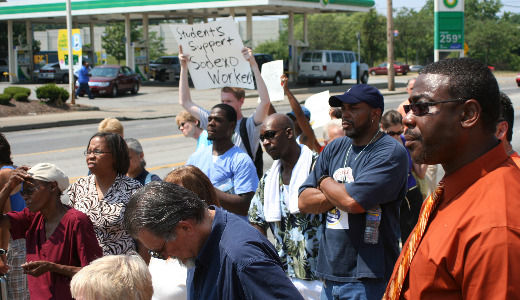 Laundry workers tired of dirty treatment