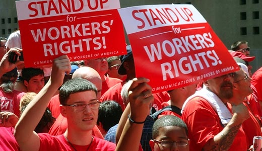 Verizon workers, allies stage massive contract rally