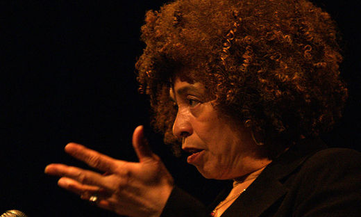 Good news for Alabama: Angela Davis to be honored