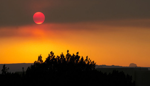 Arizona faces largest wildfire in its history