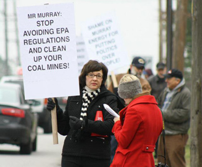 Pickets protest Murray Energy layoffs