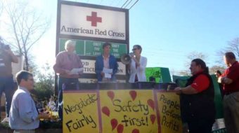 Red Cross strikers win new contract