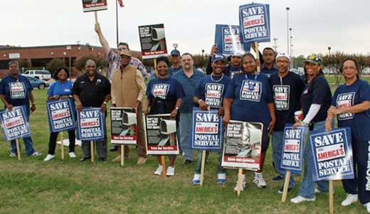 Protests slam closing of Dallas main post office