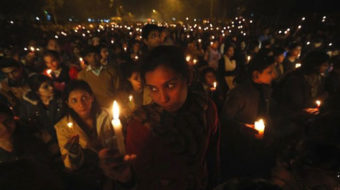 Thousands take to streets to mourn Delhi gang-rape victim