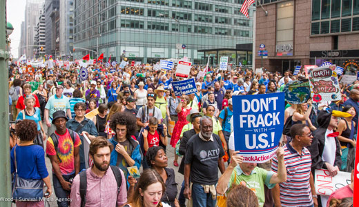 Some 400,000 climate marchers paint New York green