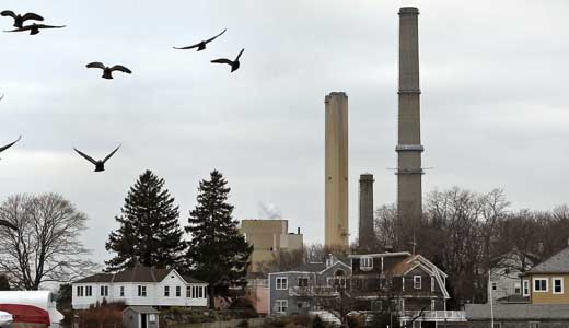 Pollution rule impeded by federal court