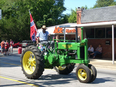 Confederate “flaggers” fight for twisted history