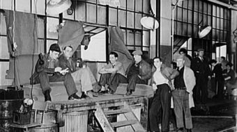 Today in labor history: Atlanta workers engage in sit-down strike