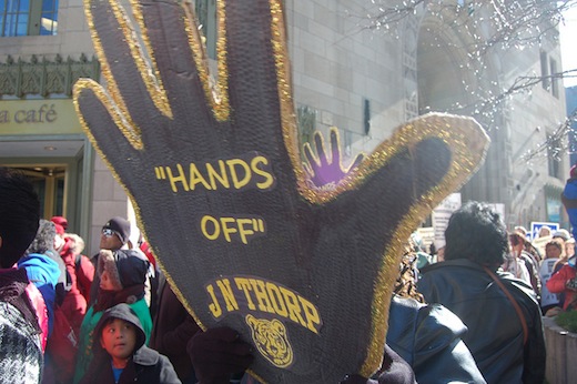 Chicago parents organize to keep schools open