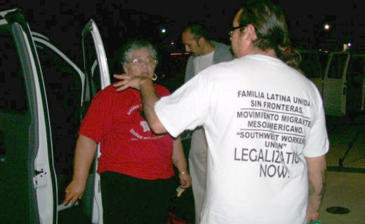 Texans join Arizona’s anti-SB 1070 mega-march