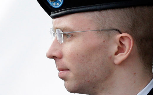 Manning gets 35 years, will seek White House pardon