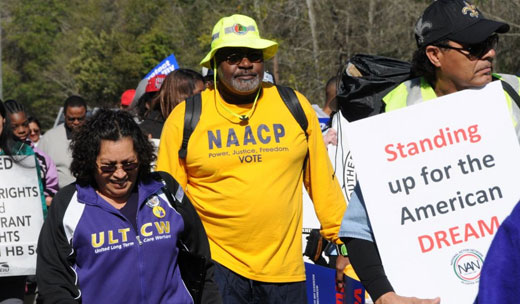 Hundreds continue Selma-Montgomery march across Alabama