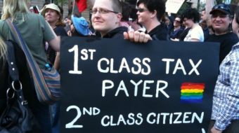 Illinois legalizes civil unions