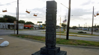 Memorial honors fallen immigrants