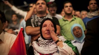 Palestinian UN bid under review, Israel OKs more settlements