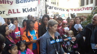 Parents and students back Chicago teachers