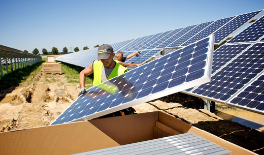 Labor Secretary: Cleaning the environment will boost economy