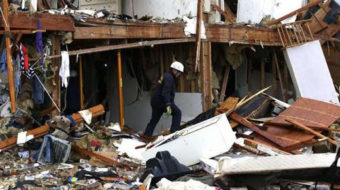 Texas explosion aftermath: Willie Nelson to hold benefit show