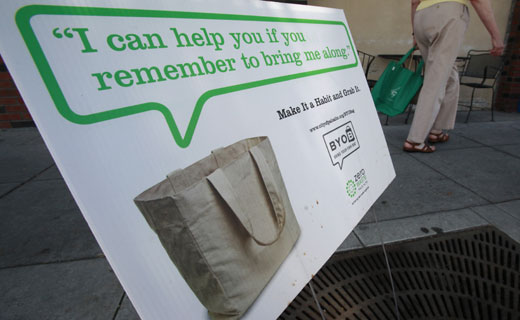 Toronto bans plastic bags
