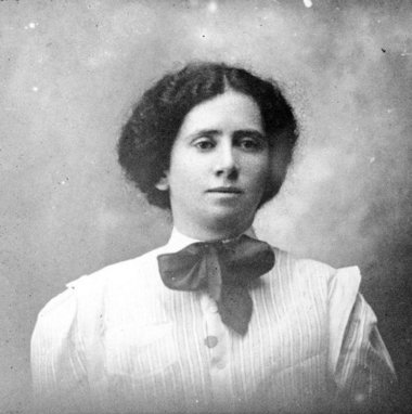 Today in history: Feminist labor organizer Rose Schneiderman is born